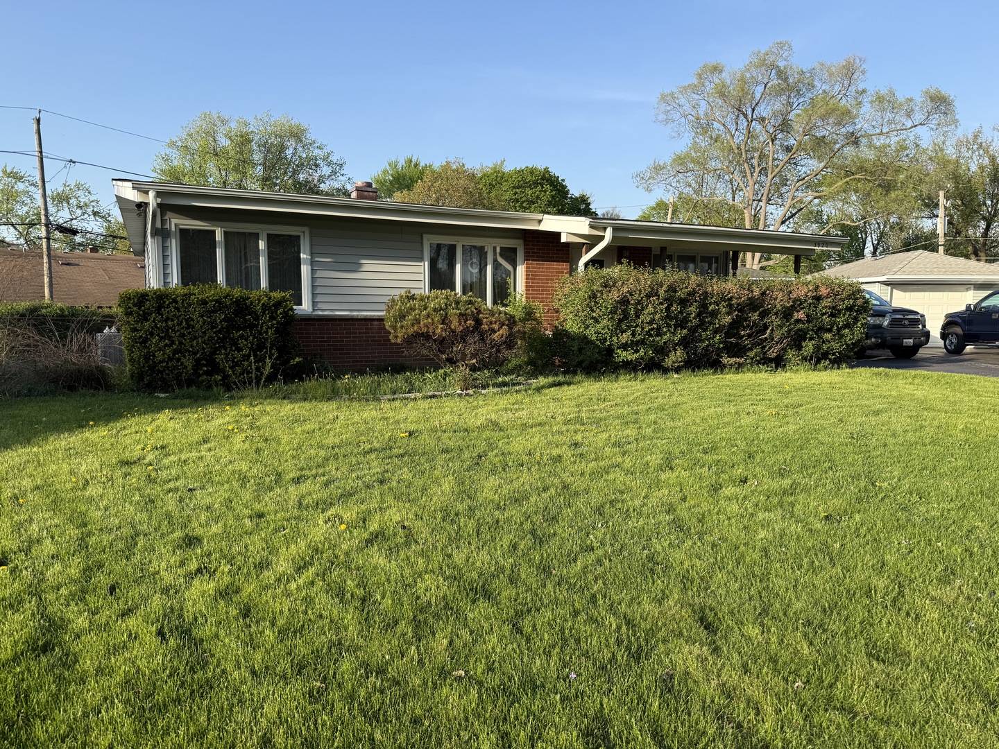 3920 Wren CT, Rolling Meadows, IL 60008
