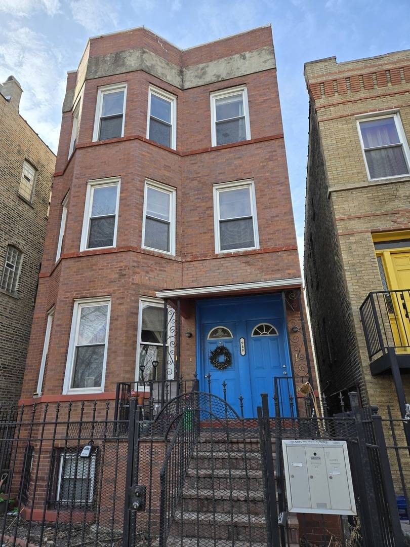 948 N California AVE, Chicago, IL 60622
