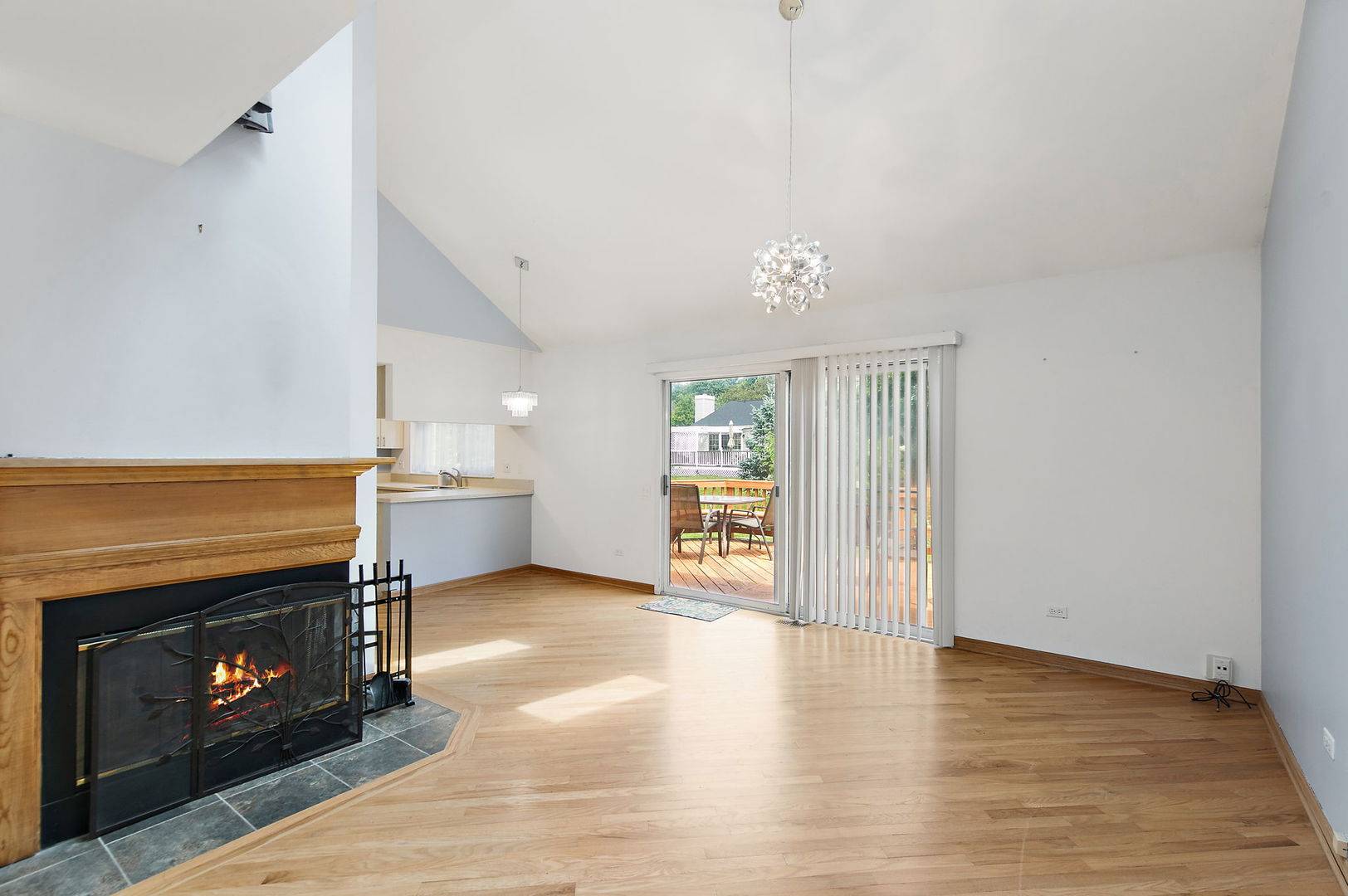 2032 Teton Pkwy #2032, Algonquin, IL 60102