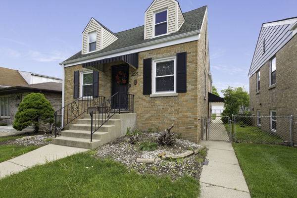 2623 Rhodes AVE, River Grove, IL 60171