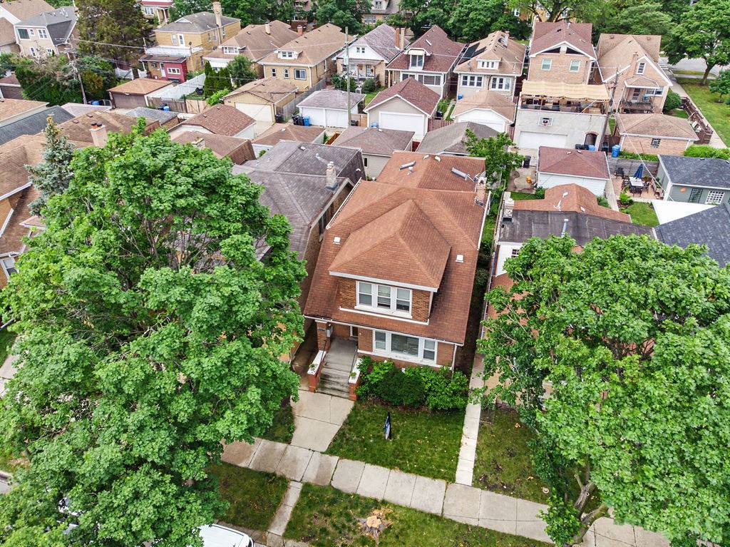 4450 N MANGO AVE, Chicago, IL 60630