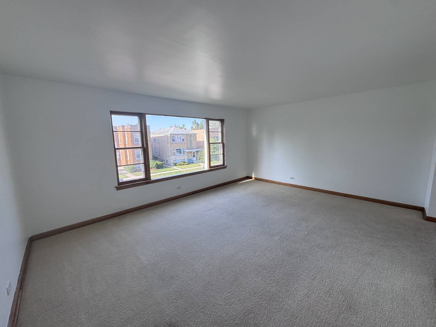 10315 Chaucer ST #2, Westchester, IL 60154