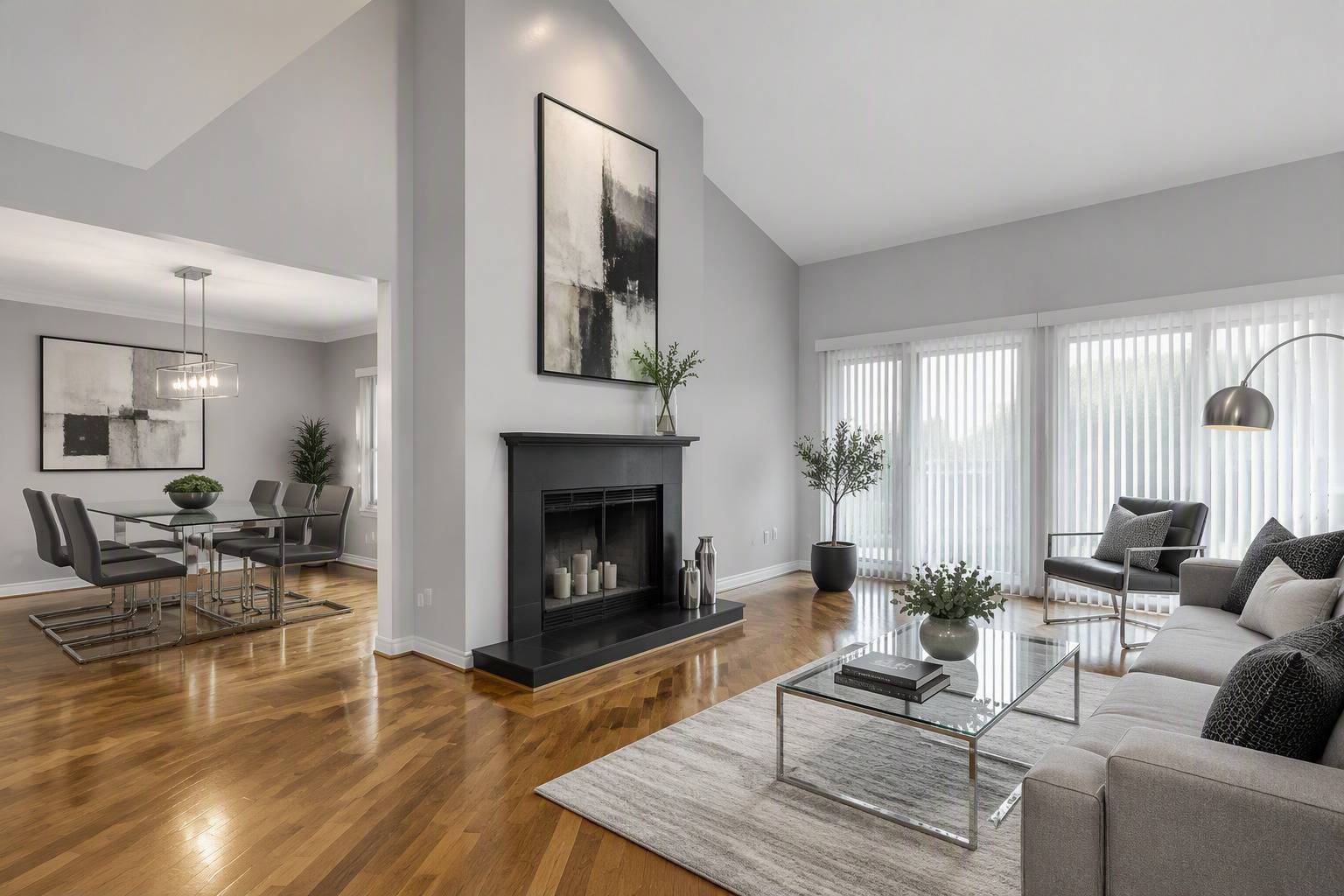 2S727 Williamsburg CT, Oak Brook, IL 60523