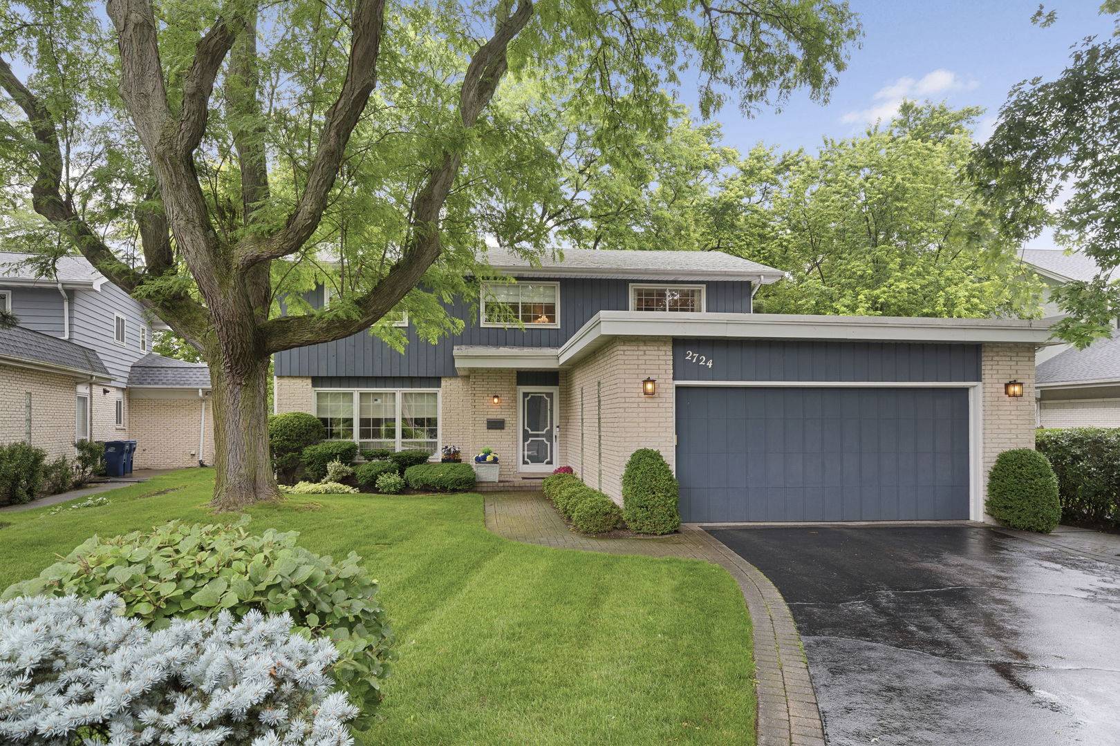 2724 Old Glenview RD, Wilmette, IL 60091