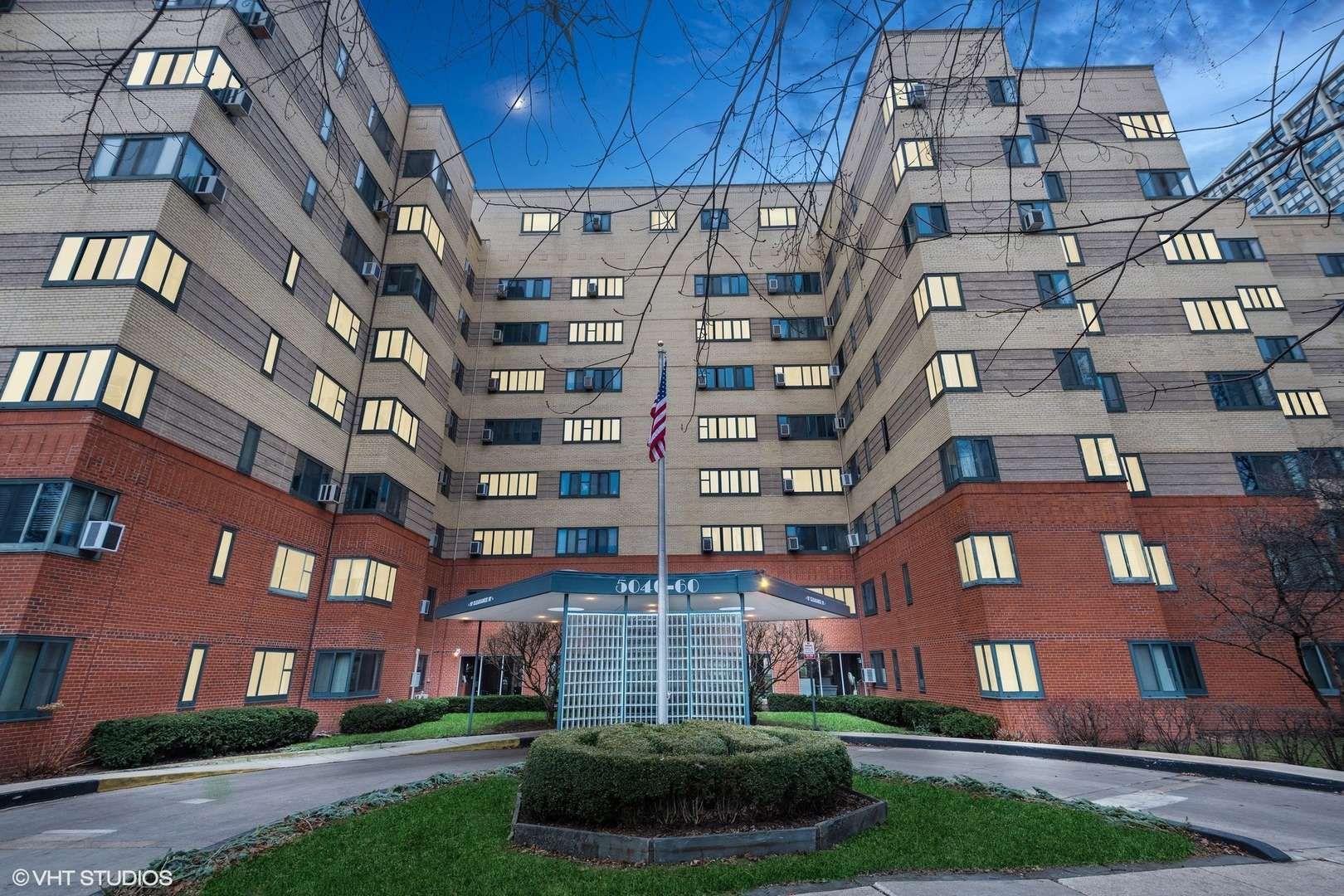 5056 N Marine DR #4A, Chicago, IL 60640