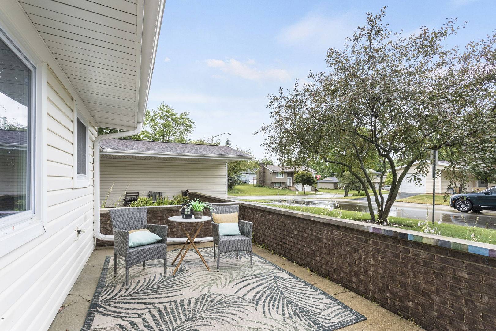 1125 Danvers CT, Schaumburg, IL 60193