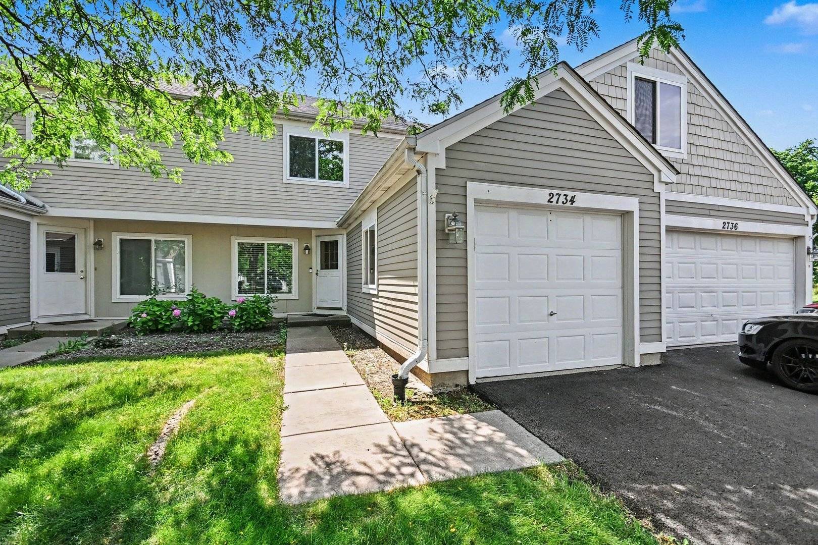 2734 Preston CT, Aurora, IL 60502
