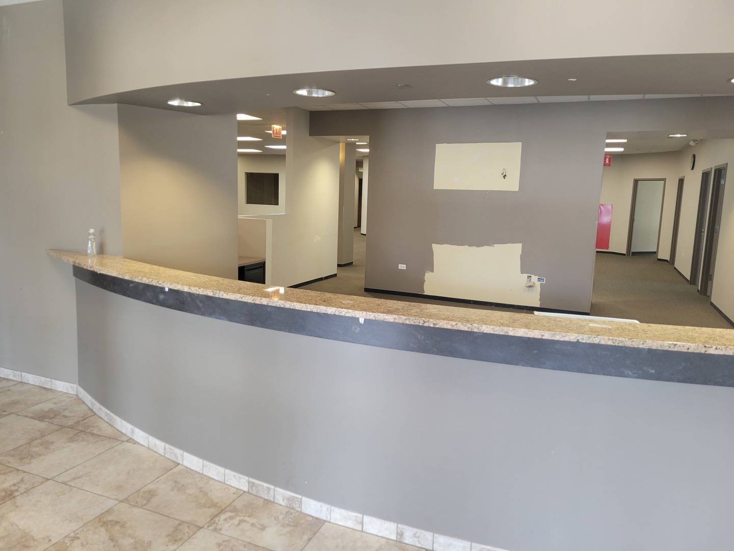 6400 N Northwest HWY, Chicago, IL 60631