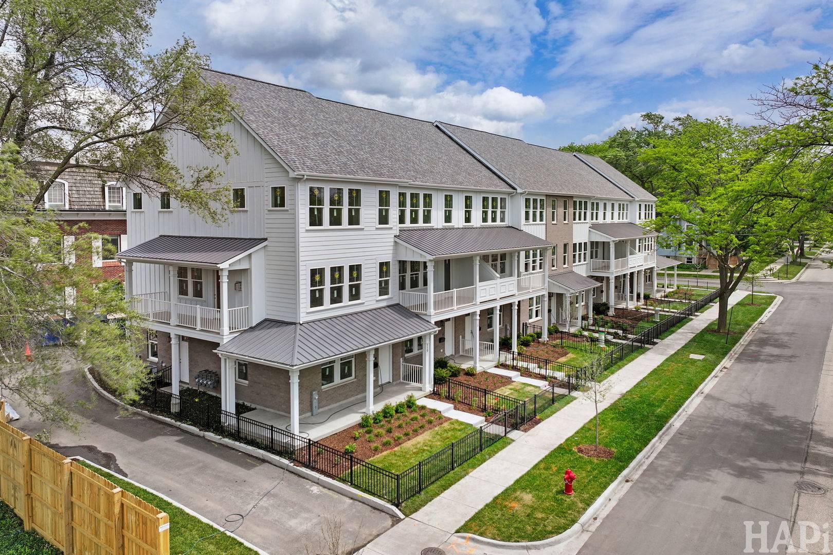 120 Washington ST #2, Barrington, IL 60010