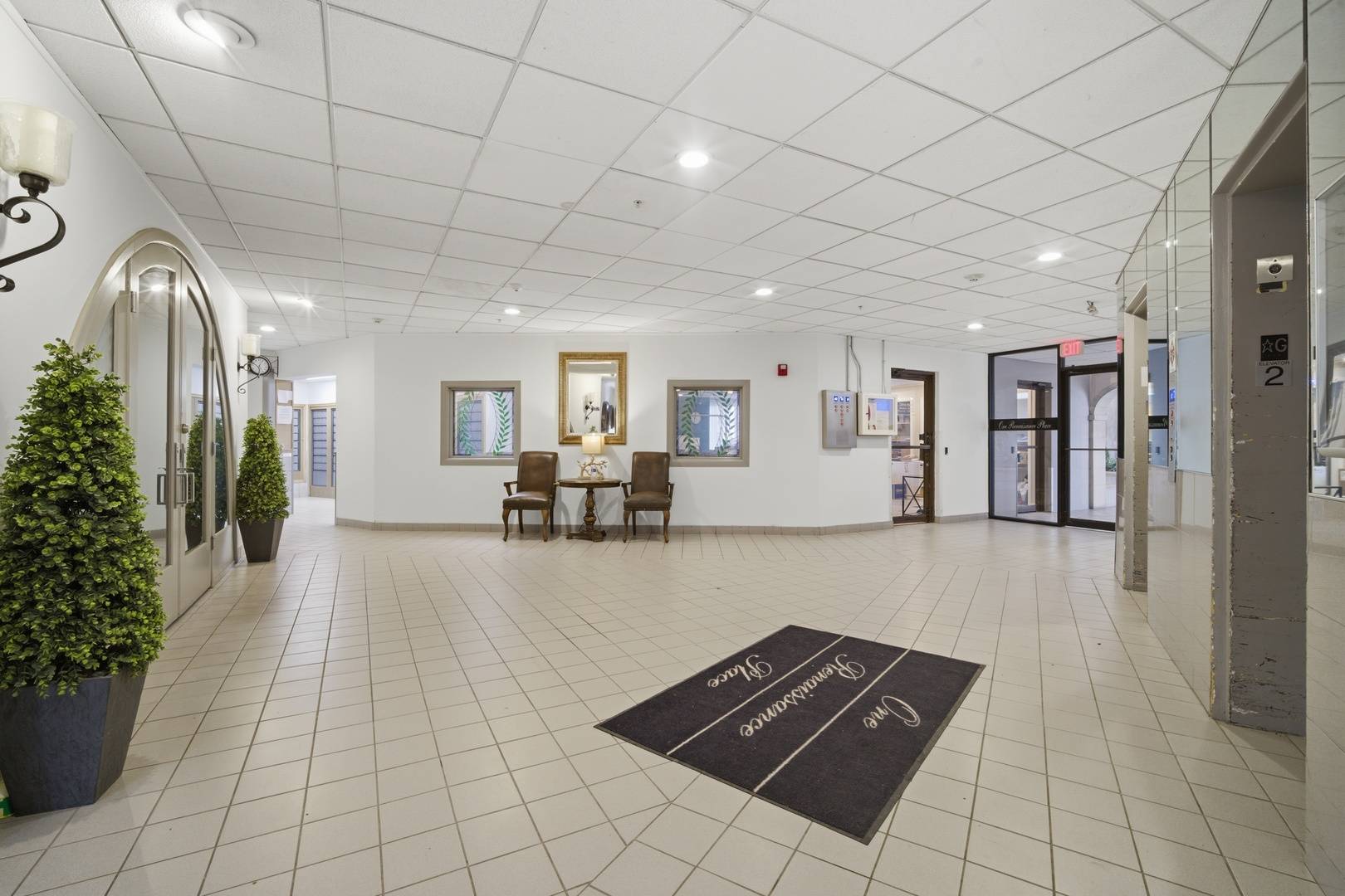 1 Renaissance PL #709, Palatine, IL 60067