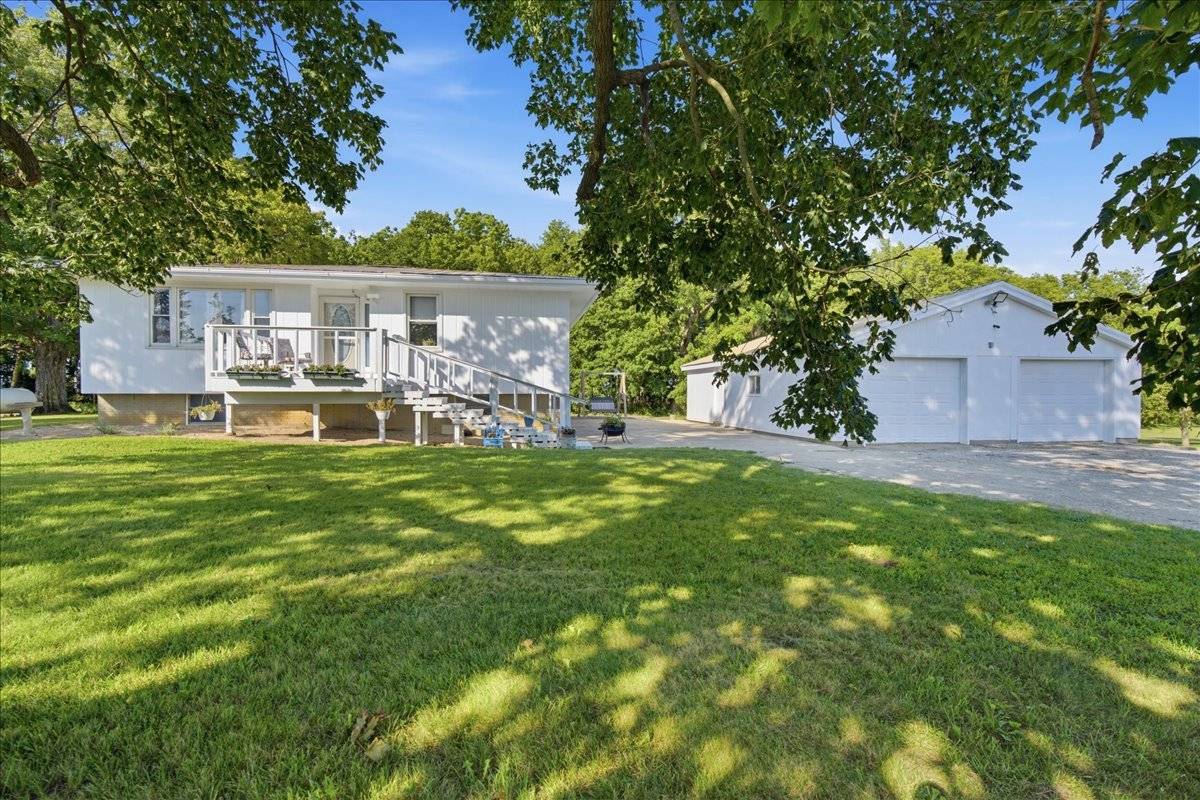 7302 Old Peoria RD, Danvers, IL 61732