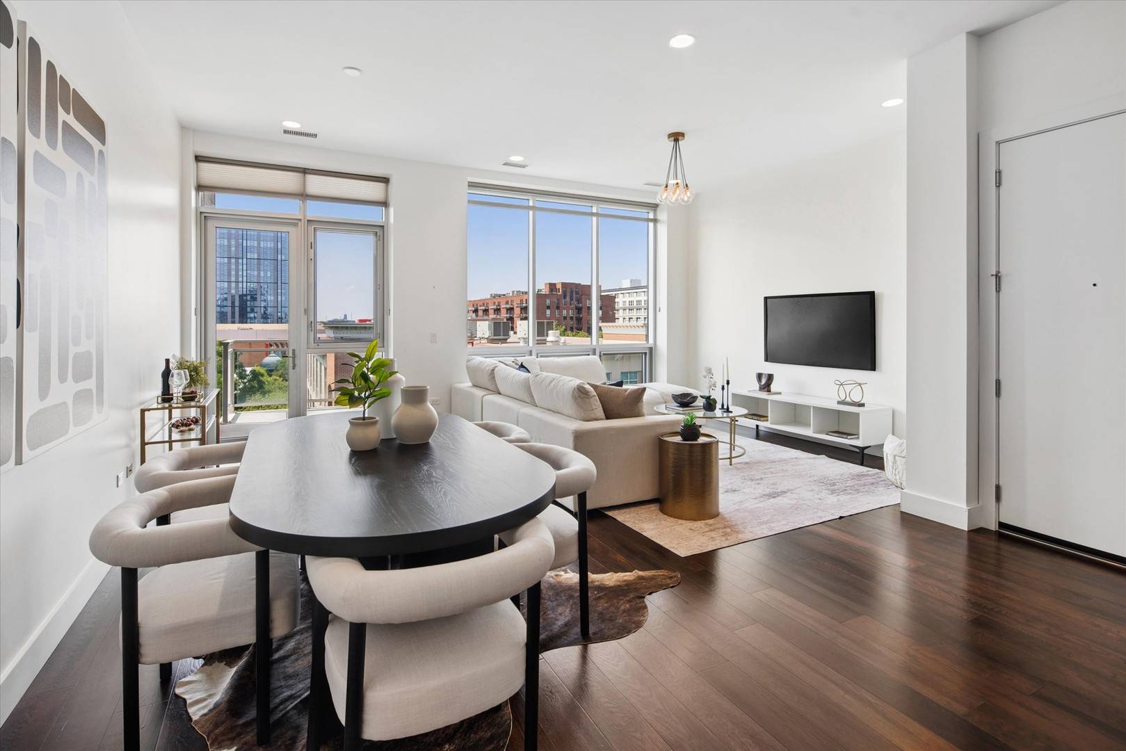 1124 W Adams ST #5E, Chicago, IL 60607
