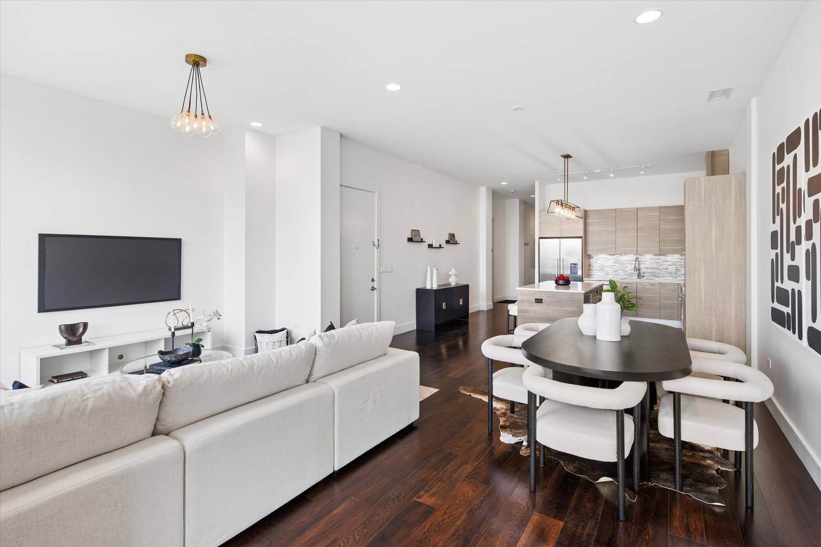 1124 W Adams ST #5E, Chicago, IL 60607