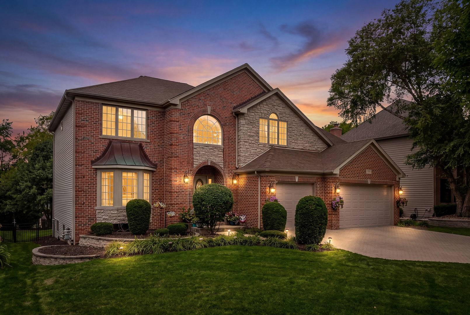 3547 Stackinghay DR, Naperville, IL 60564
