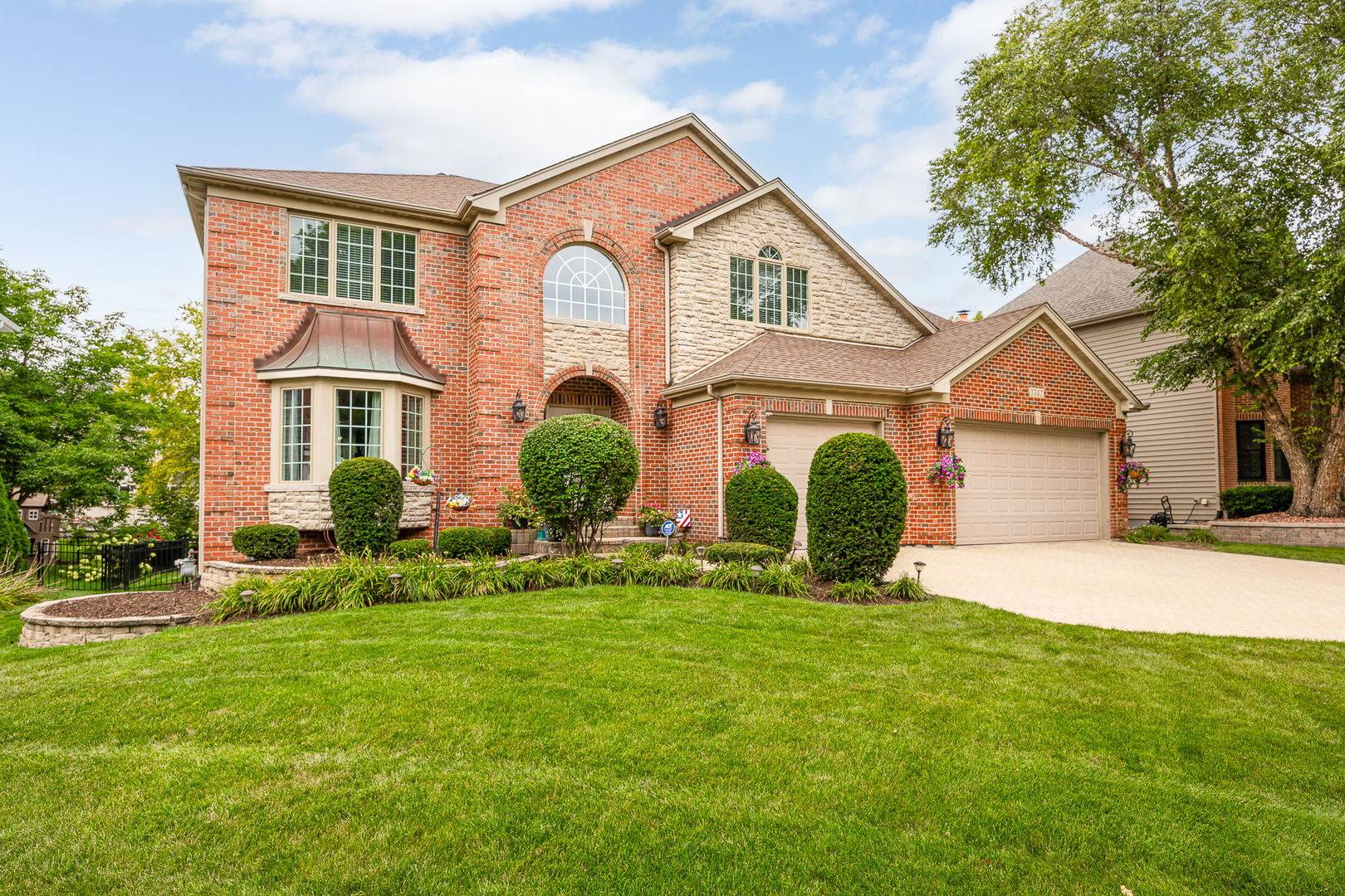 3547 Stackinghay DR, Naperville, IL 60564