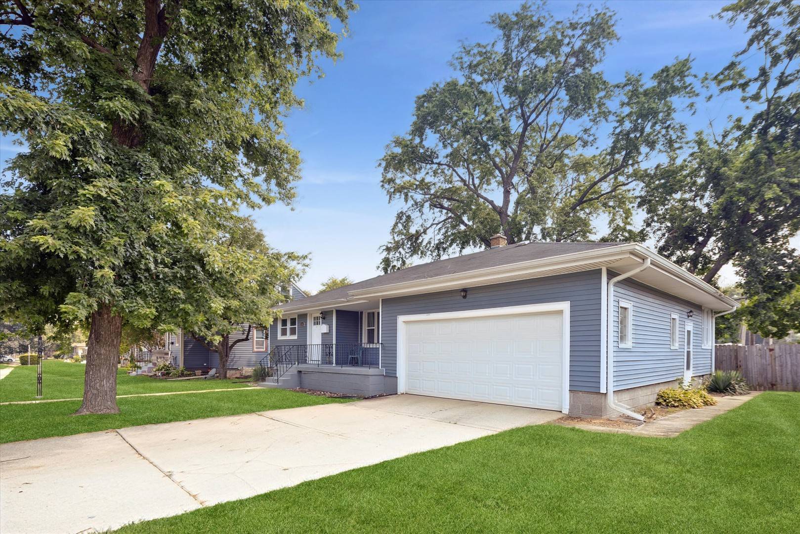 17947 WILLIAM ST, Lansing, IL 60438
