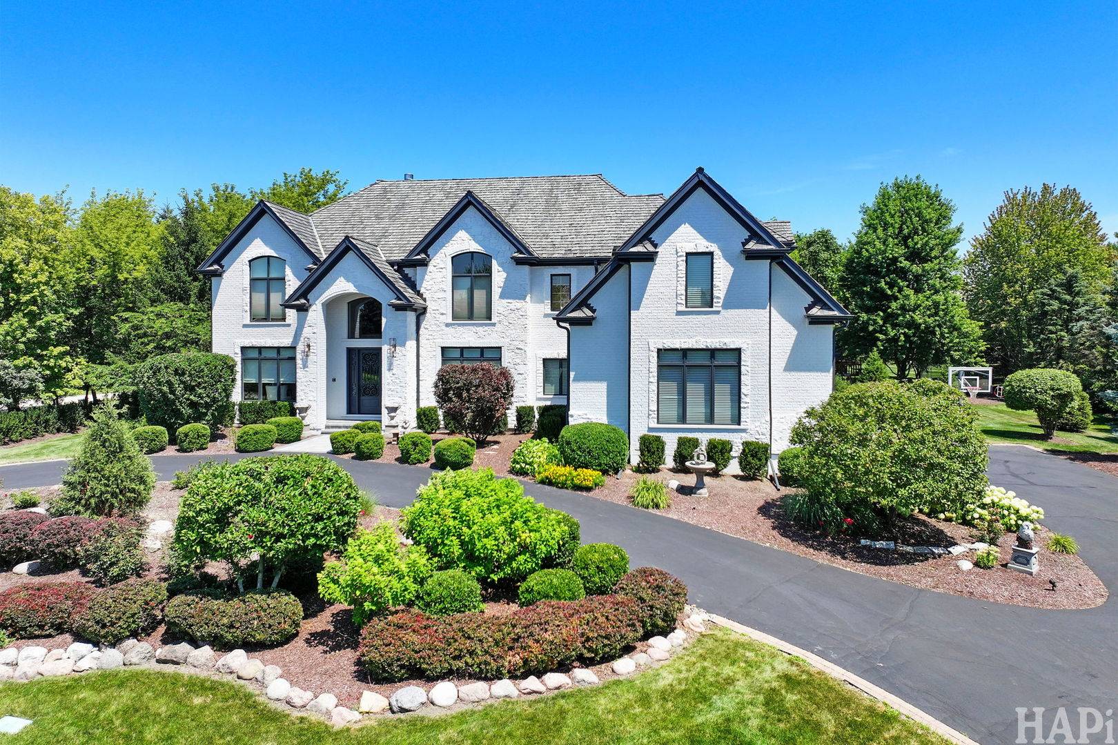 1410 W Newcastle CT, Inverness, IL 60010