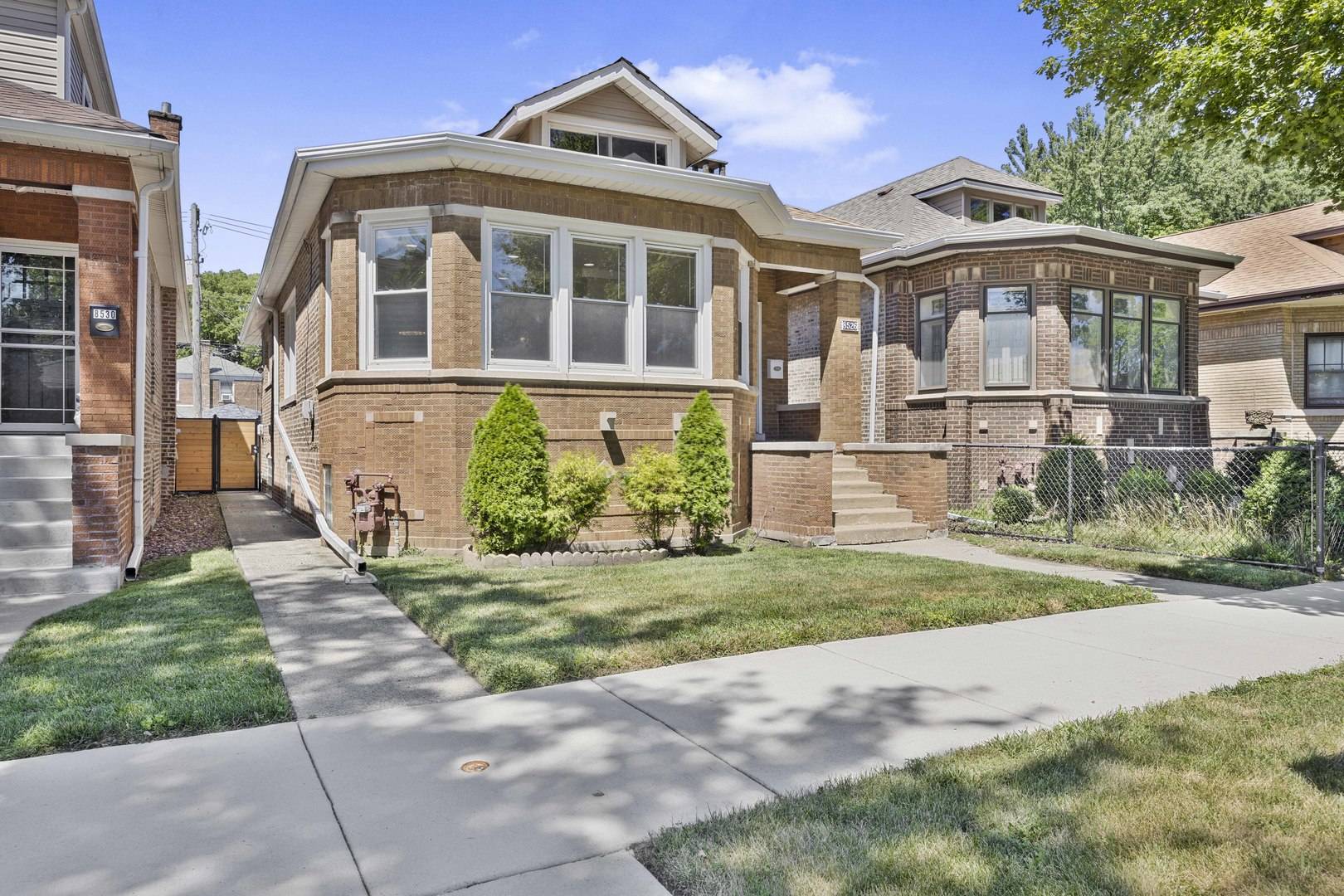 8526 S Euclid AVE, Chicago, IL 60617