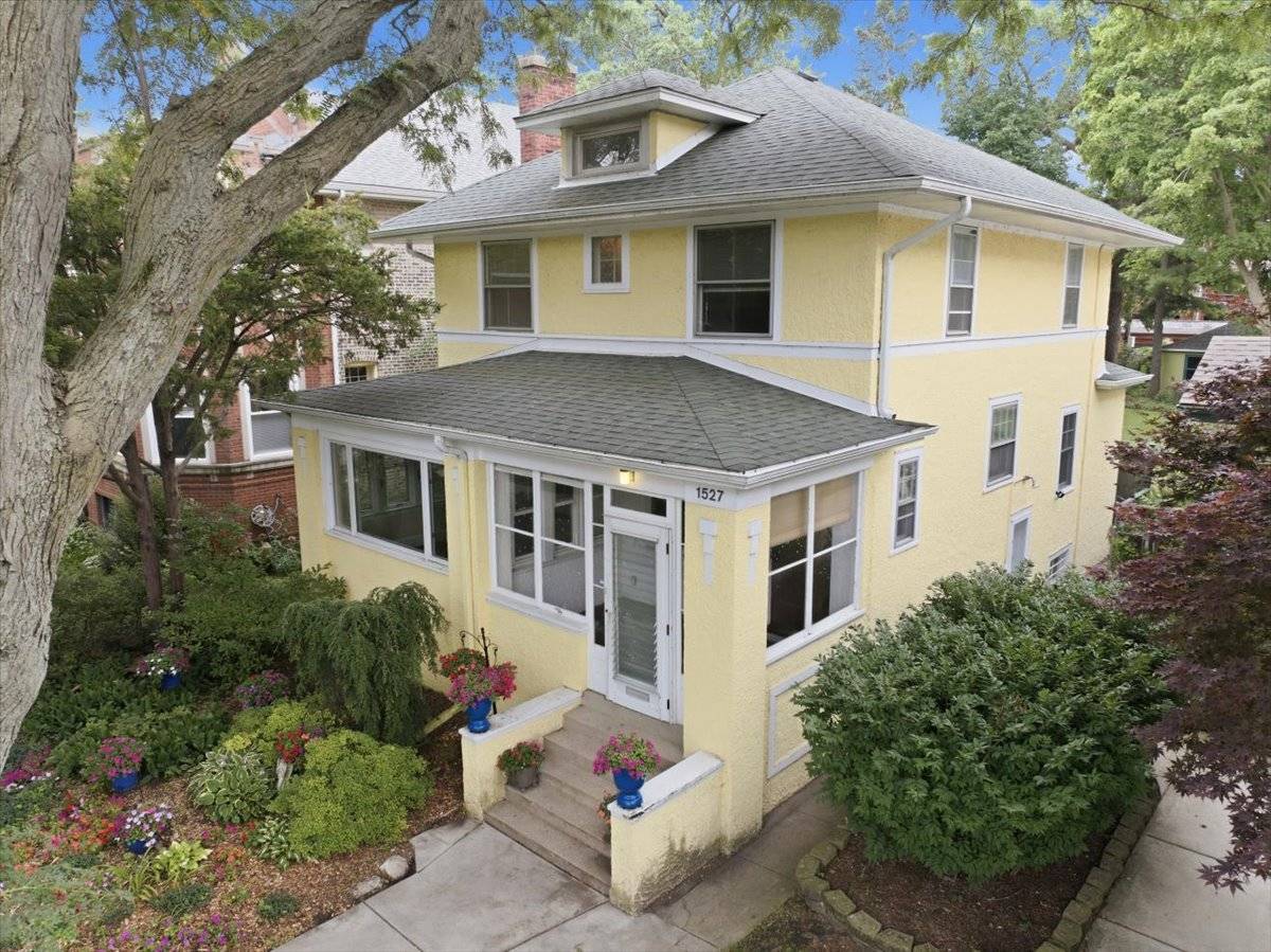 1527 W JUNEWAY TER, Chicago, IL 60626