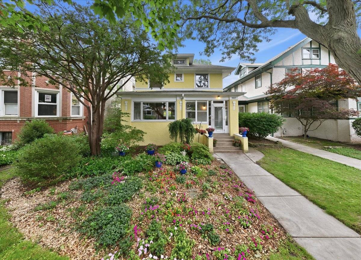1527 W JUNEWAY TER, Chicago, IL 60626
