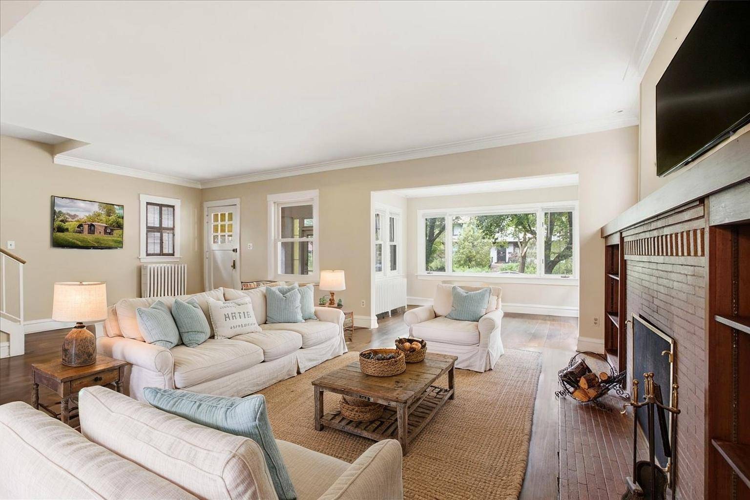 1527 W JUNEWAY TER, Chicago, IL 60626