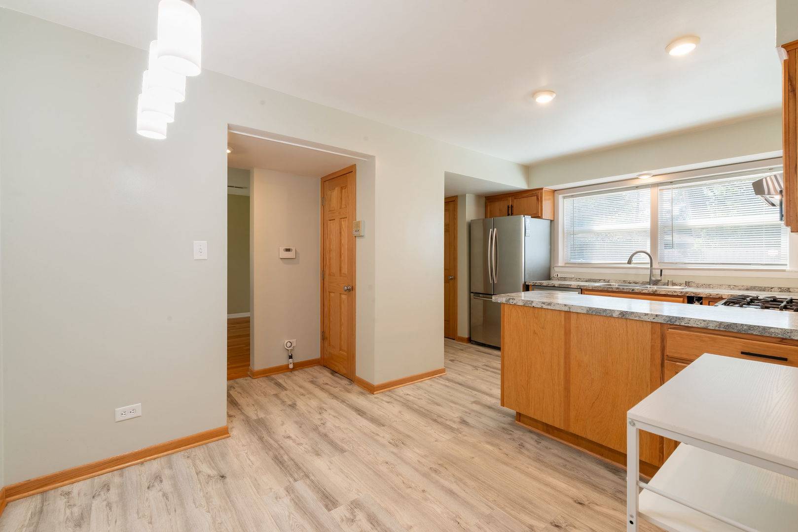 653 South BLVD #101S, Oak Park, IL 60302