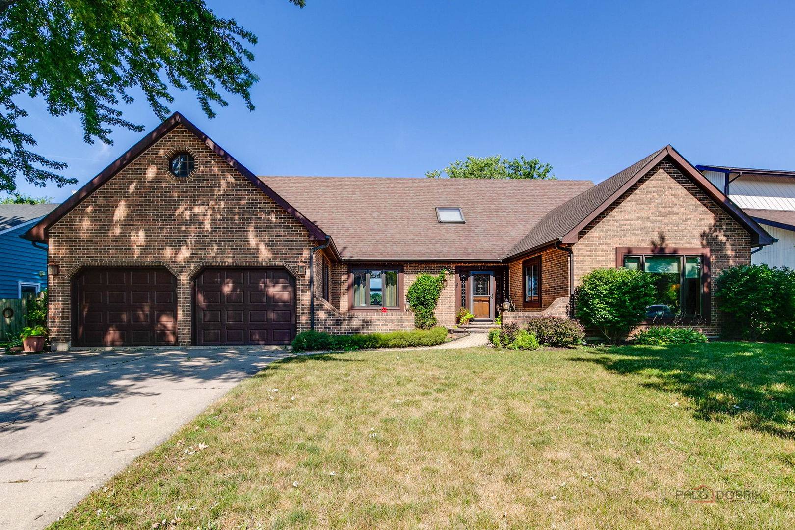 317 Mainsail DR, Third Lake, IL 60030