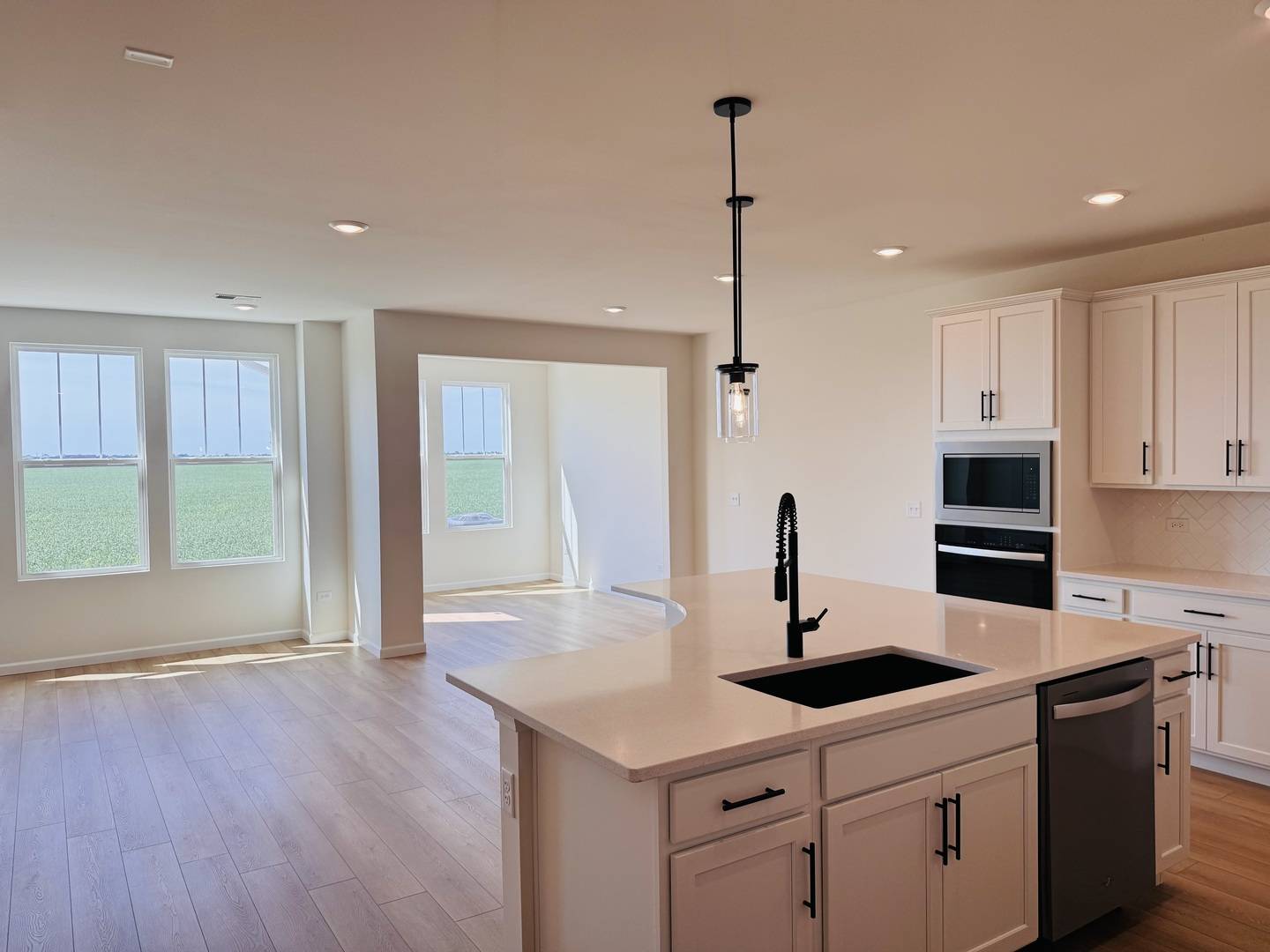 2177 Ryegrass LN #70002, Bolingbrook, IL 60490