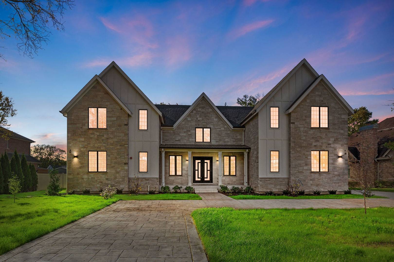 1921 Beechnut RD, Northbrook, IL 60062