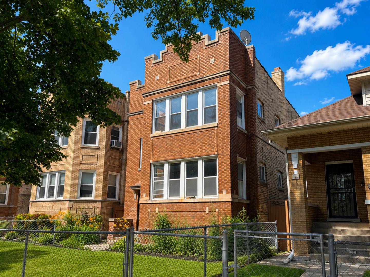 5536 N Spaulding AVE #G, Chicago, IL 60625