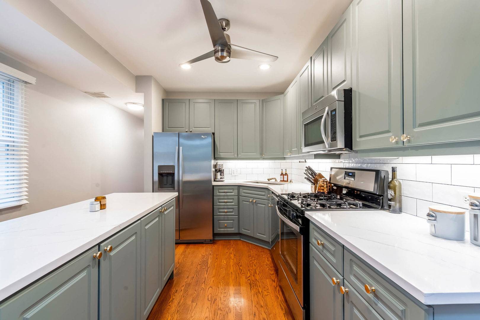 3248 N Seminary AVE #3, Chicago, IL 60657