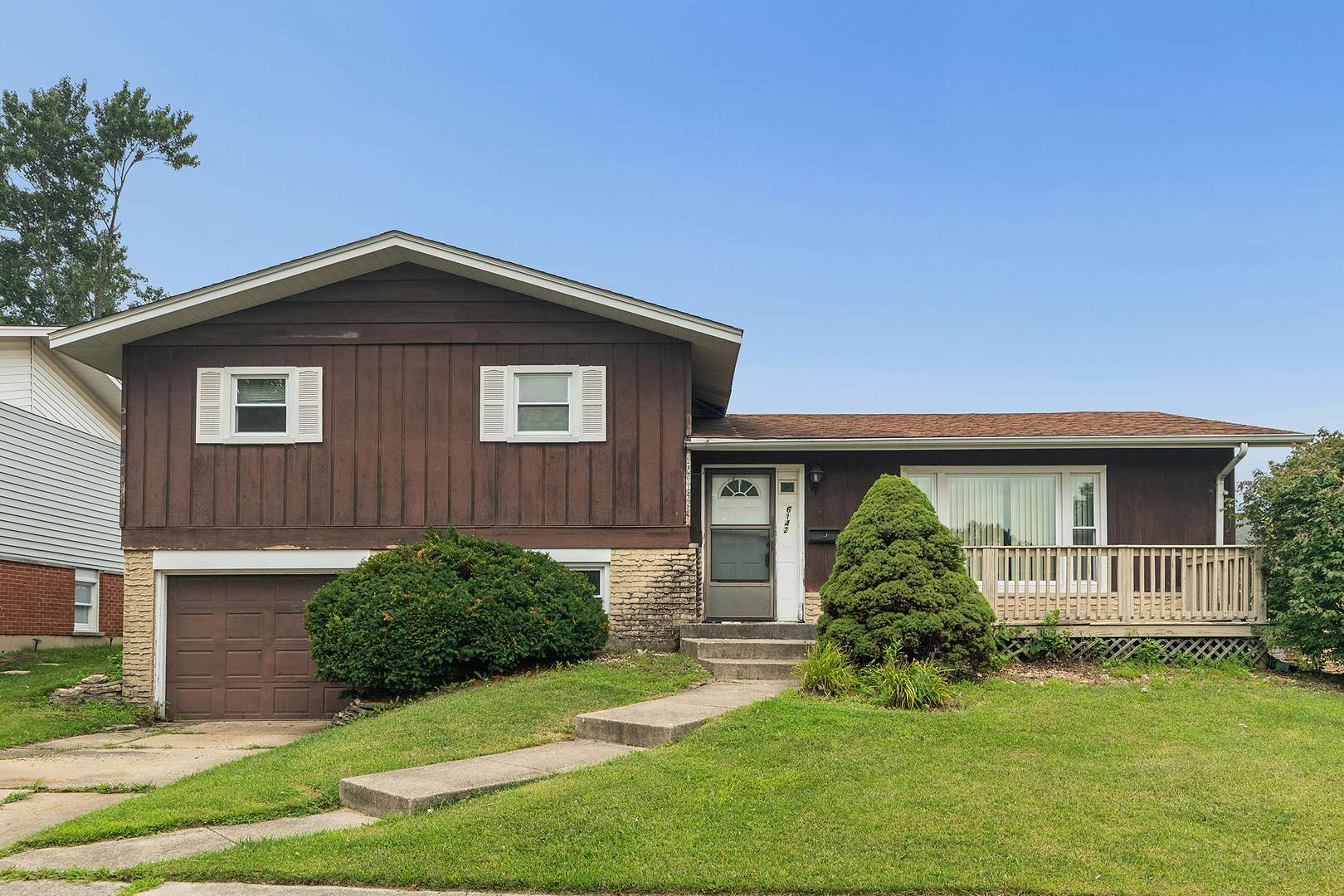 6142 Rob Roy DR, Oak Forest, IL 60452