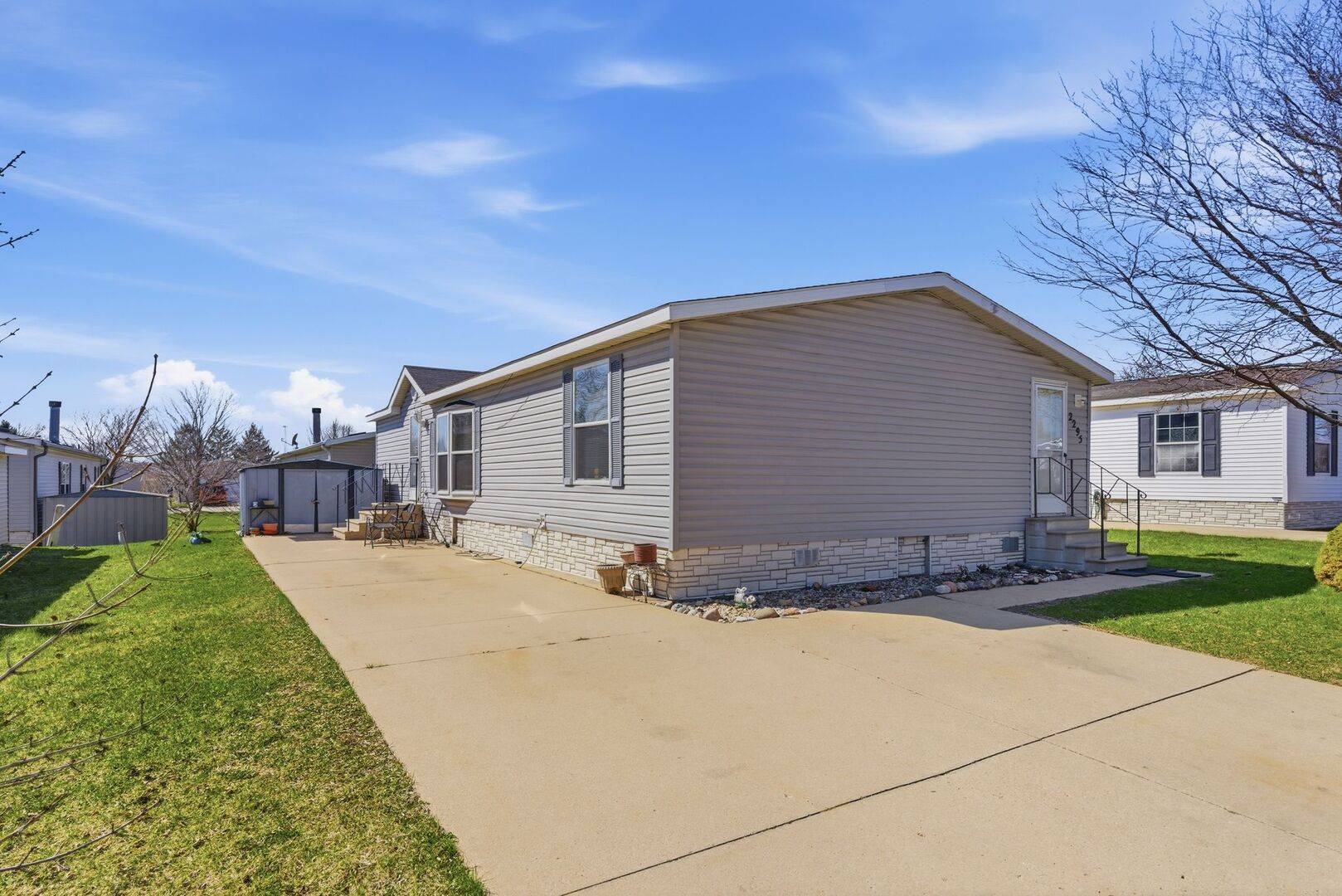 2295 Iris AVE, Belvidere, IL 61008