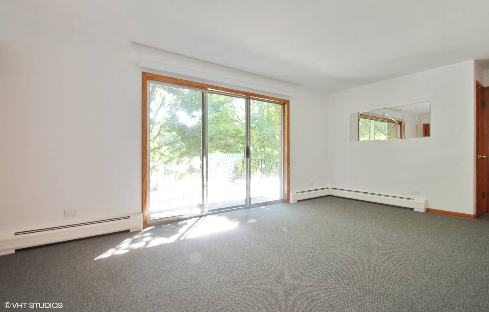 5534 W Bryn Mawr AVE #2S, Chicago, IL 60646
