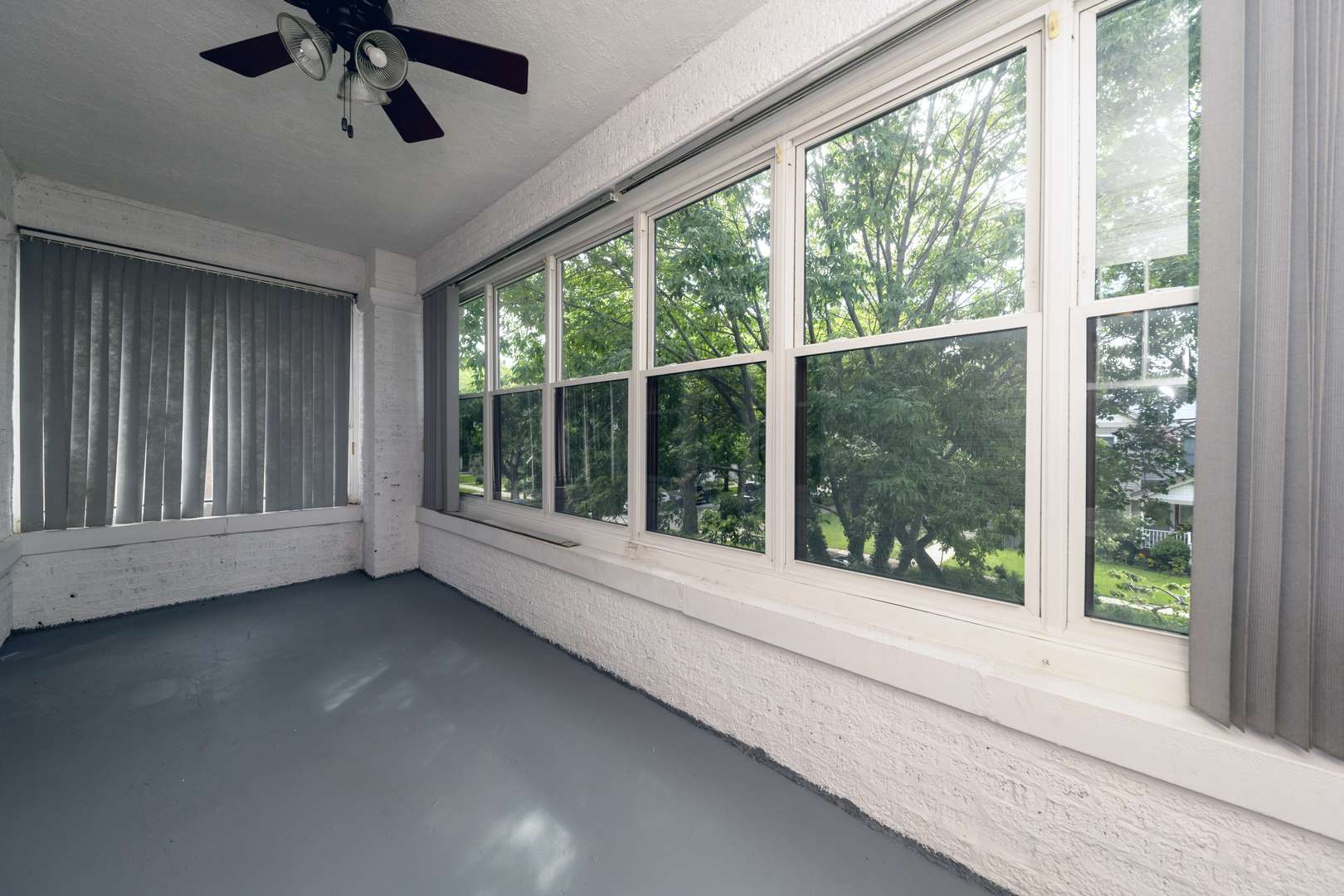5104 W Hutchinson ST #2, Chicago, IL 60641