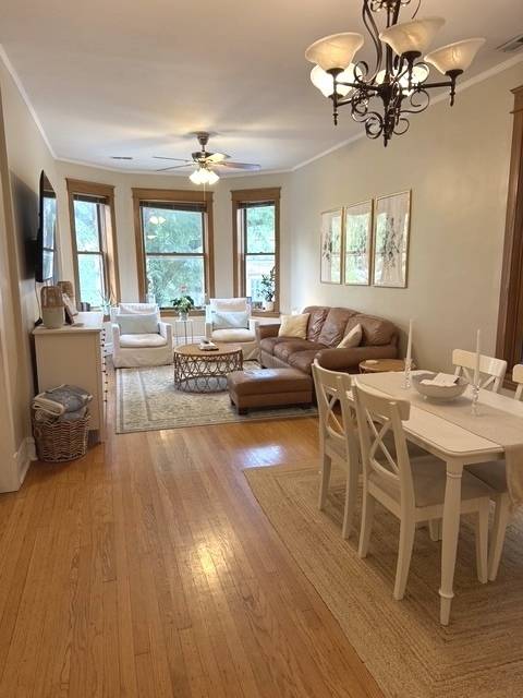 900 W Wrightwood AVE #2W, Chicago, IL 60614