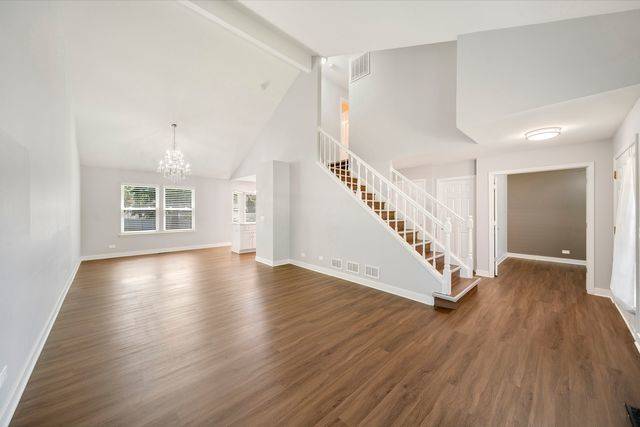 1384 Marble Hill DR, Lake Zurich, IL 60047
