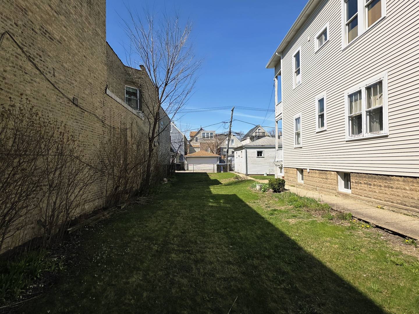 2712 N Western AVE, Chicago, IL 60647