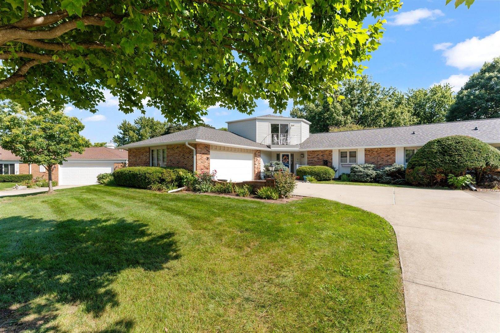 3812 Fields South CT #3812, Champaign, IL 61822