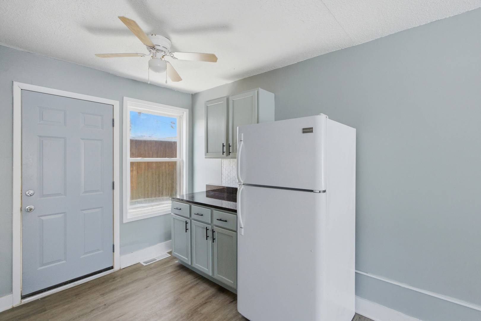 12300 S Elizabeth ST #3, Calumet Park, IL 60827