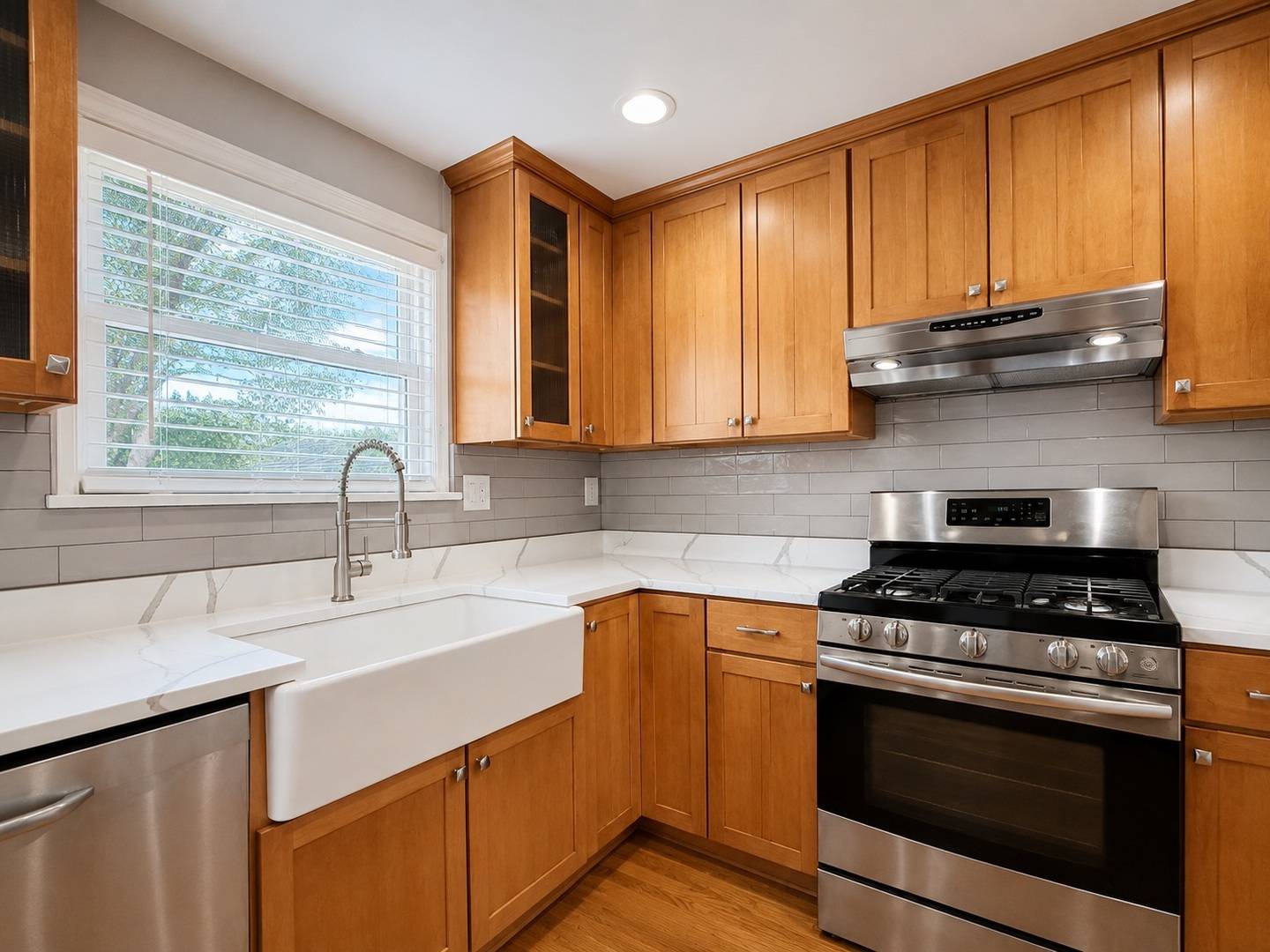 416 N Main ST, Mount Prospect, IL 60056