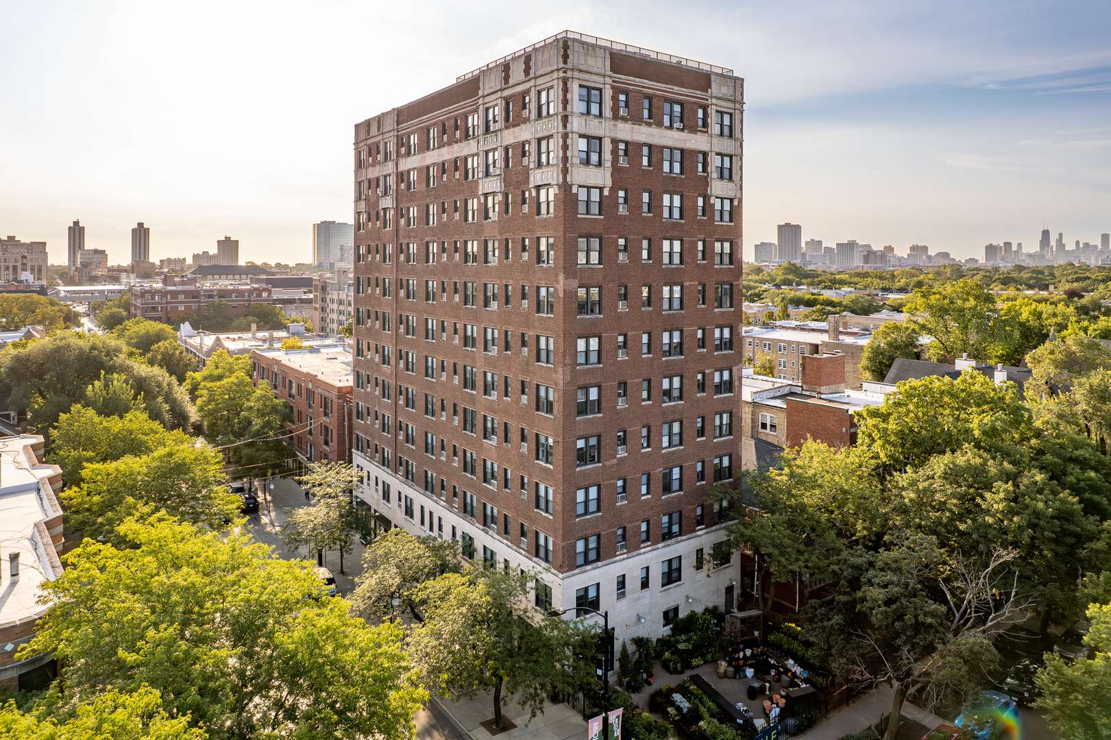 1325 W Wilson AVE #805, Chicago, IL 60640