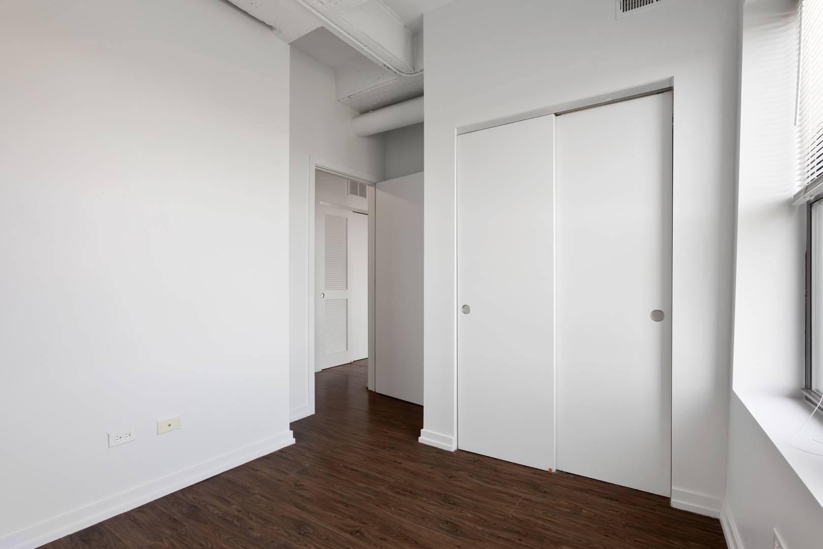 1325 W Wilson AVE #1211, Chicago, IL 60640