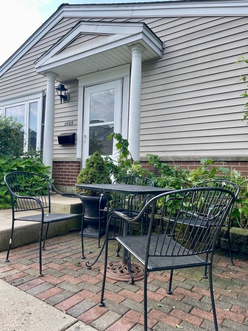 1405 COVE DR #203A, Prospect Heights, IL 60070