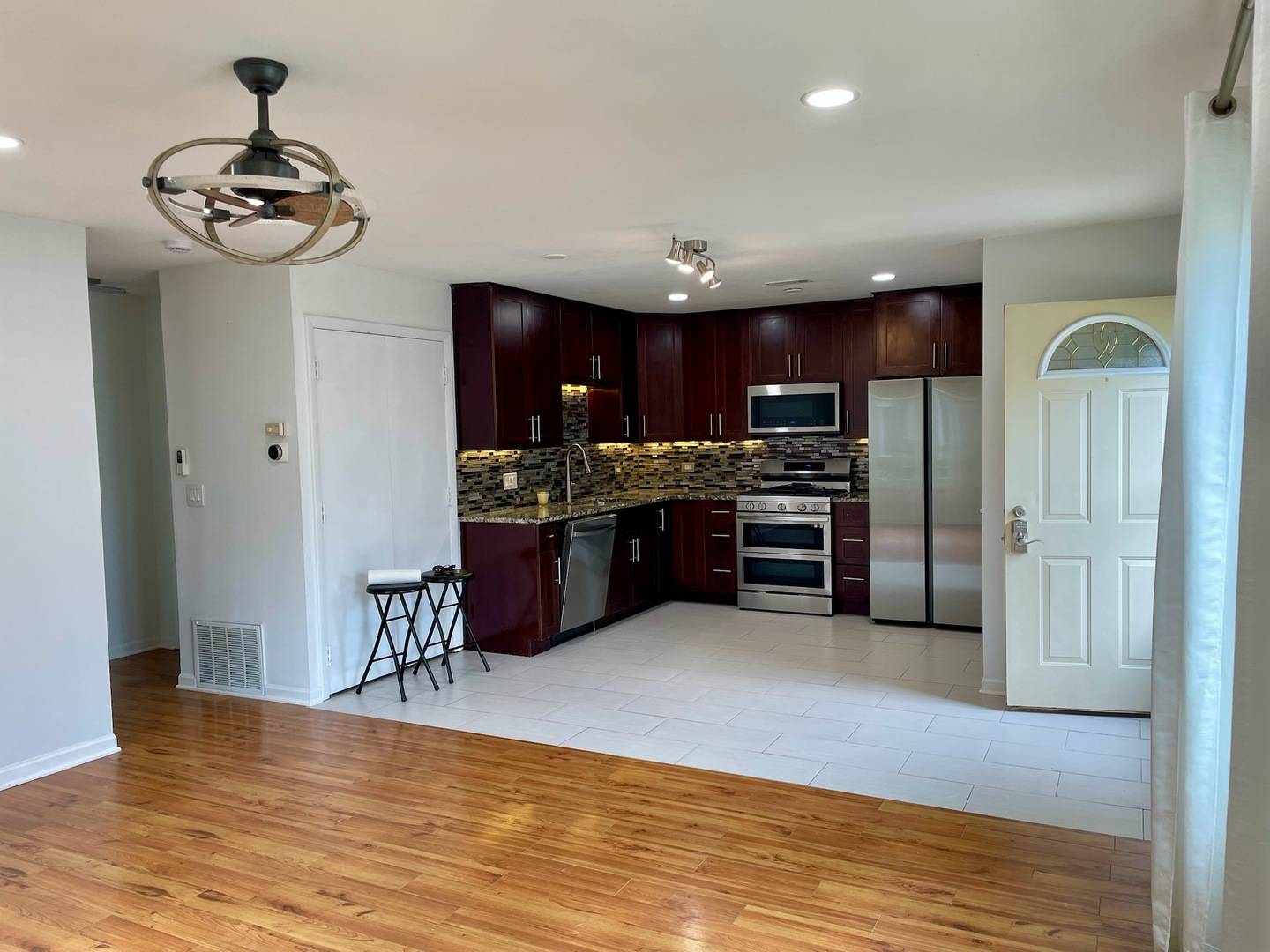 1405 COVE DR #203A, Prospect Heights, IL 60070