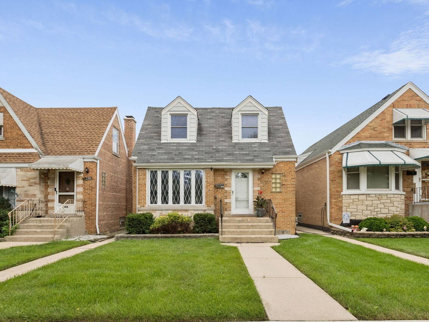 3232 N Nottingham AVE, Chicago, IL 60634