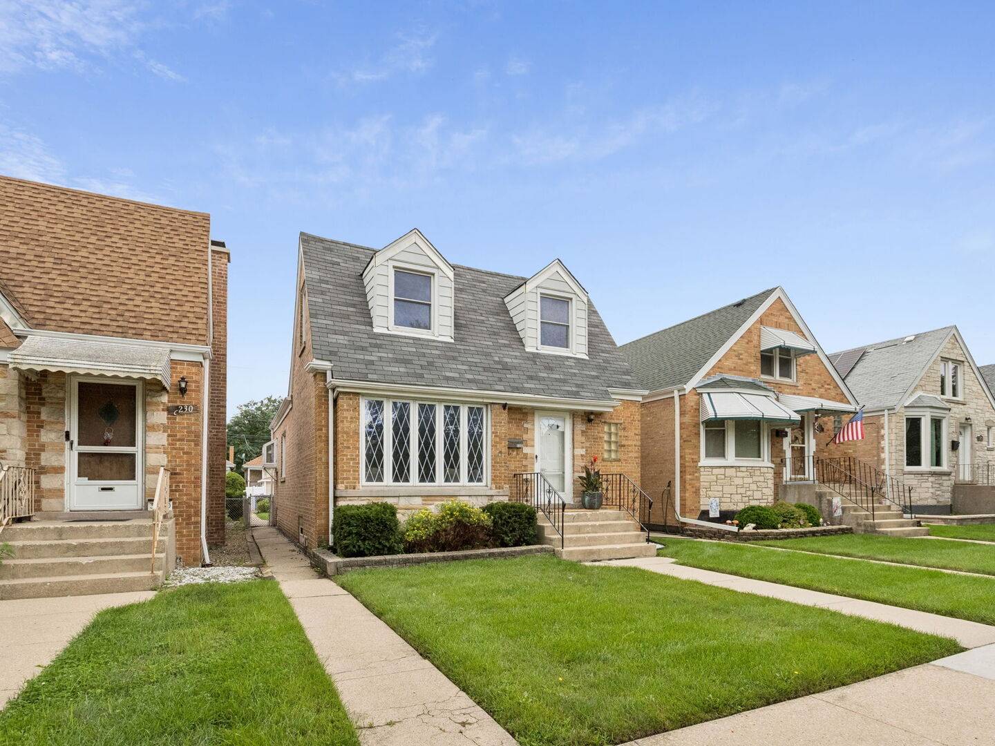 3232 N Nottingham AVE, Chicago, IL 60634