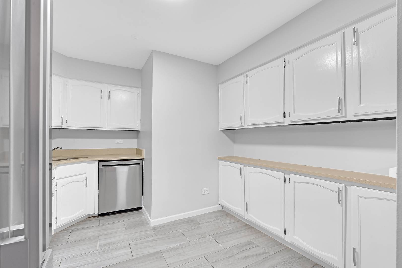 3 Timber LN #3, Vernon Hills, IL 60061