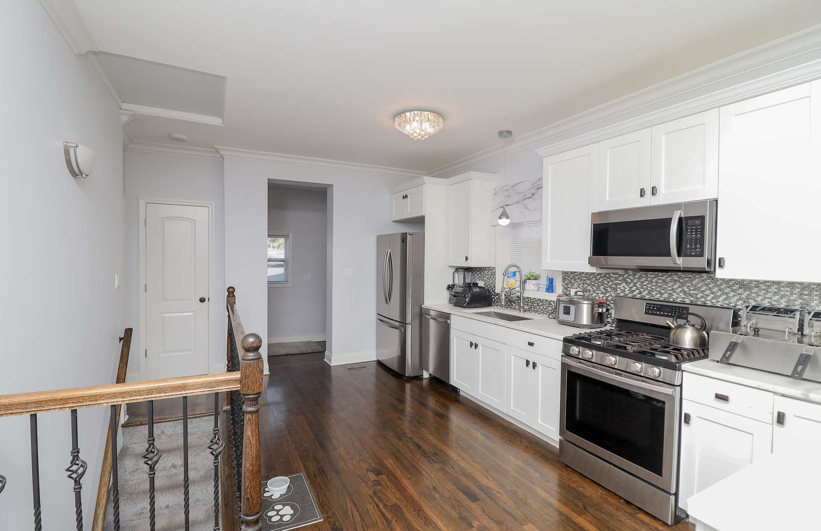 7708 S WOLCOTT AVE, Chicago, IL 60620