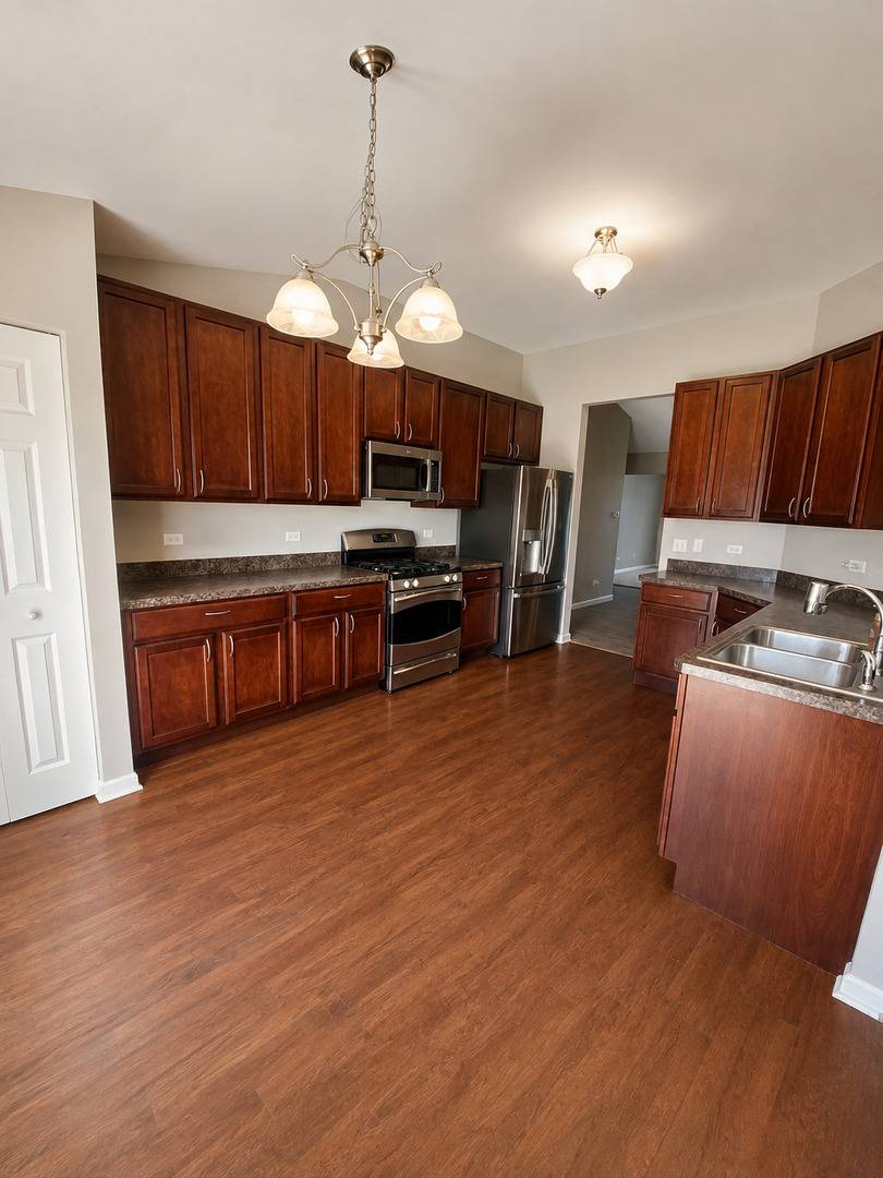 1404 Draper RD #242, Mchenry, IL 60050